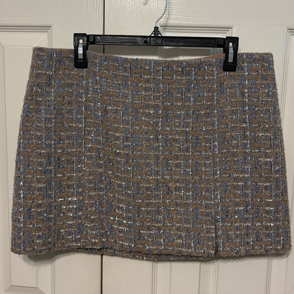 Astr The Label Covina Tweed Mini Skirt - Picture 2 of 9